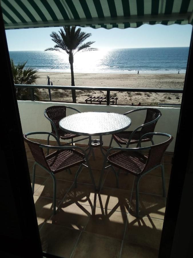 Primera Linea De Playa "Barrosamar" Chiclana de la Frontera Luaran gambar